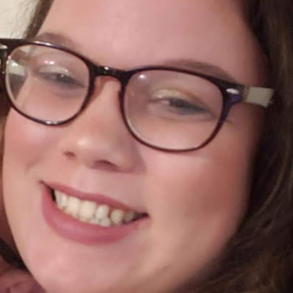 Meet your Posher, Amanda - Picture 1 of 1